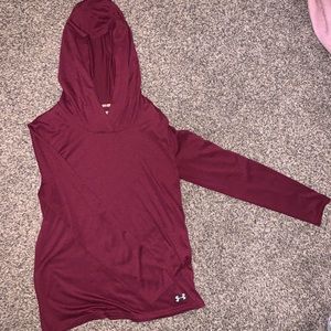 Under armor long sleeve hooded shirt